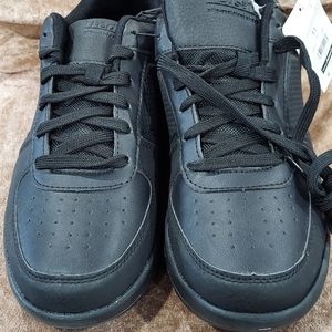 TredSafe  mens occupational shoes lightweight oil & slip resistant black